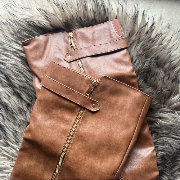 NIB Forever Justina Boots - Picture 5 of 14